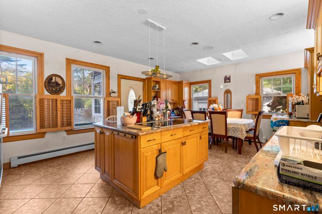 34 Scarborough Street, Hartford, CT 06105