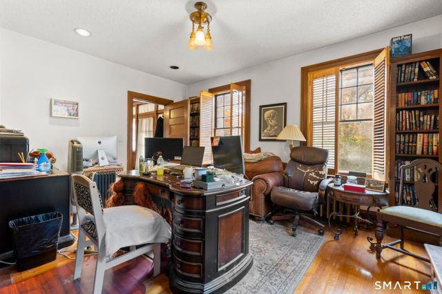 34 Scarborough Street, Hartford, CT 06105