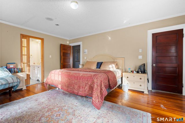 34 Scarborough Street, Hartford, CT 06105