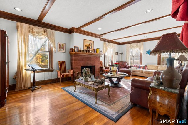 34 Scarborough Street, Hartford, CT 06105