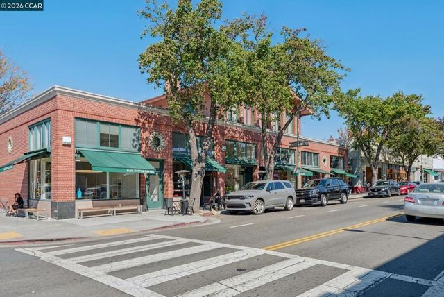 567 Oakland Ave 112, Oakland, CA 94611