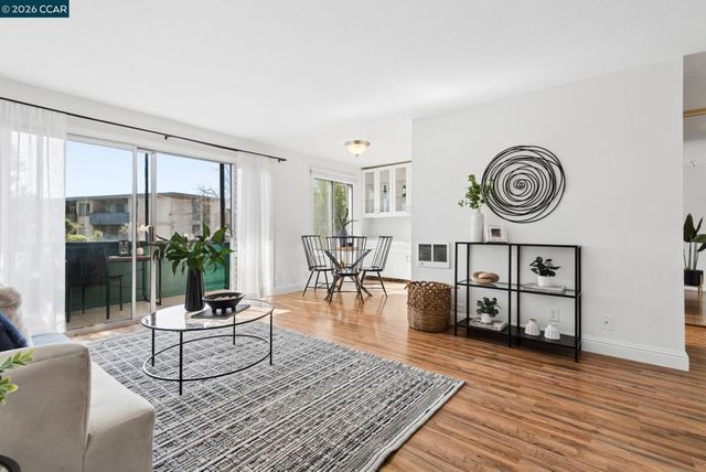 567 Oakland Ave 112, Oakland, CA 94611