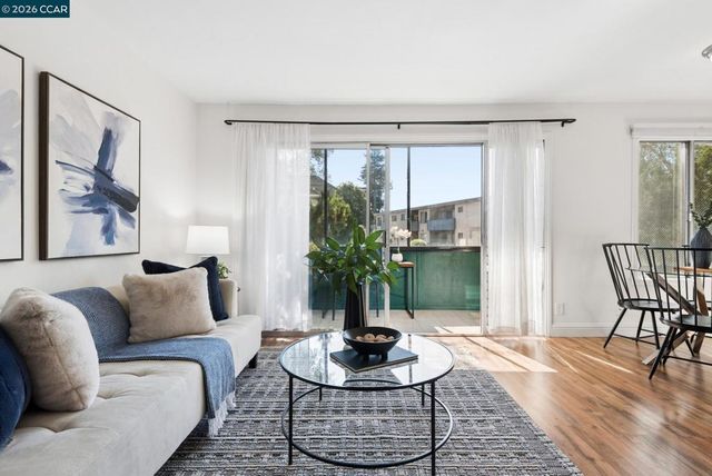 567 Oakland Ave 112, Oakland, CA 94611