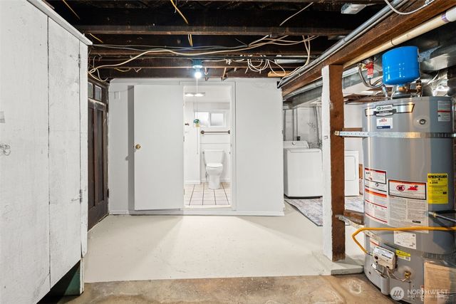 1021 N Anderson Street, Tacoma, WA 98406