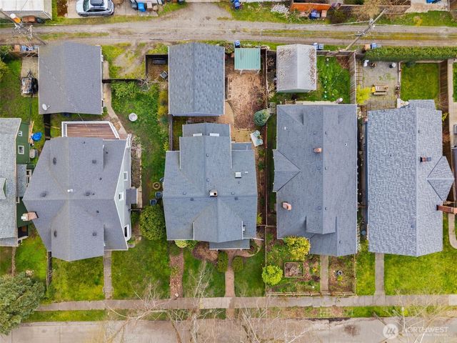 1021 N Anderson Street, Tacoma, WA 98406