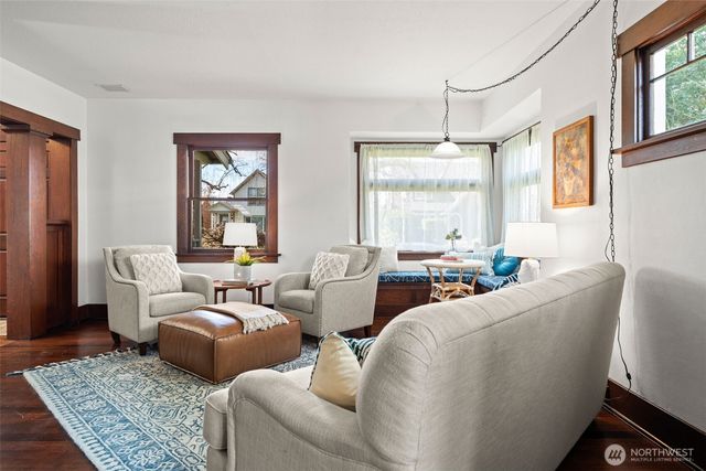 1021 N Anderson Street, Tacoma, WA 98406