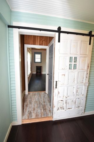 215 E 11th Street, Bonham, TX 75418