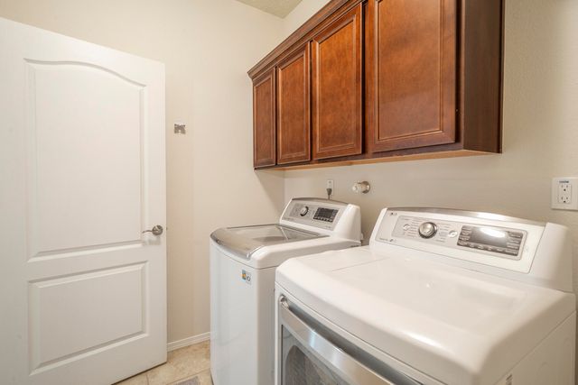 2829 Delicias Road SE, Rio Rancho, NM 87124
