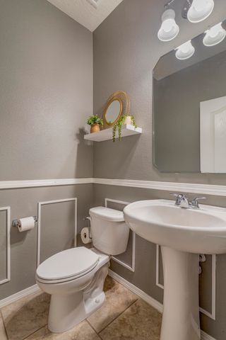 2829 Delicias Road SE, Rio Rancho, NM 87124