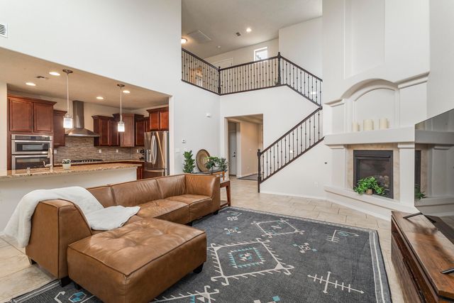 2829 Delicias Road SE, Rio Rancho, NM 87124