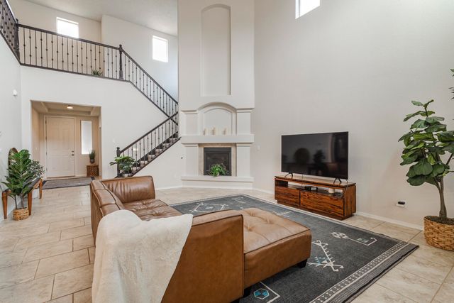 2829 Delicias Road SE, Rio Rancho, NM 87124