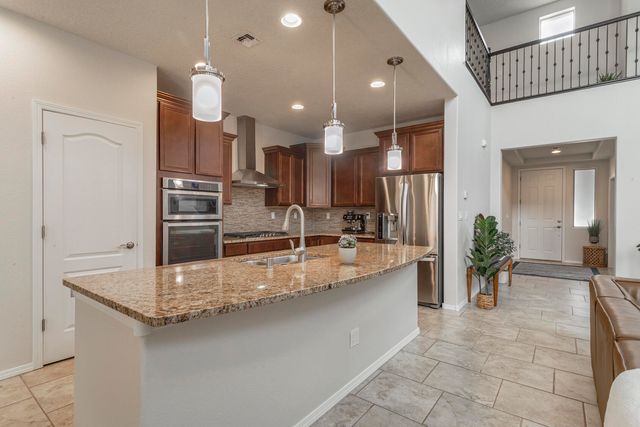 2829 Delicias Road SE, Rio Rancho, NM 87124