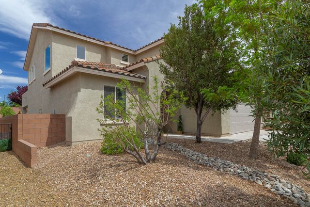 2829 Delicias Road SE, Rio Rancho, NM 87124