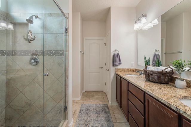 2829 Delicias Road SE, Rio Rancho, NM 87124