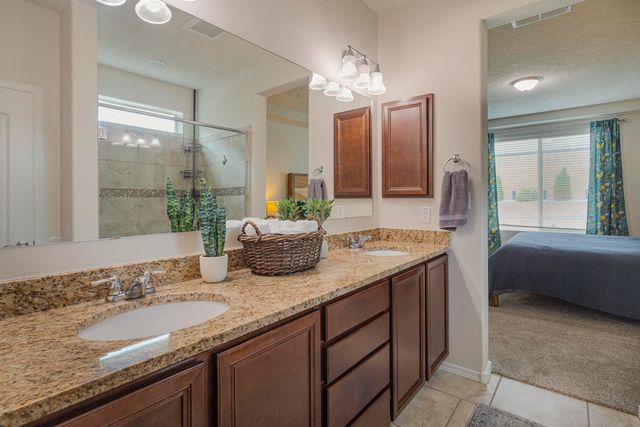 2829 Delicias Road SE, Rio Rancho, NM 87124