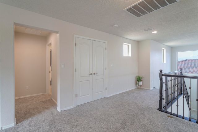 2829 Delicias Road SE, Rio Rancho, NM 87124