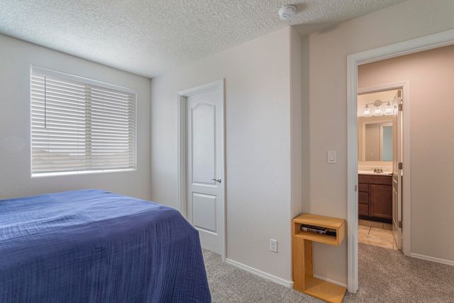 2829 Delicias Road SE, Rio Rancho, NM 87124