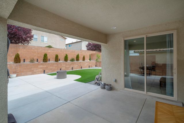 2829 Delicias Road SE, Rio Rancho, NM 87124