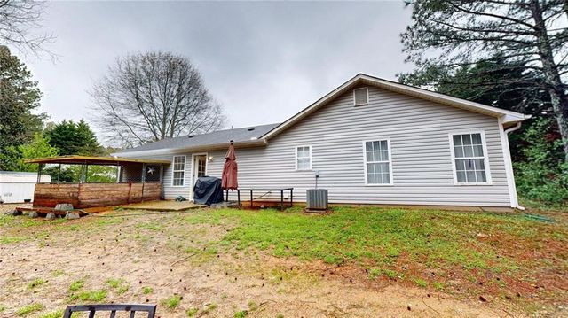 132 Southern Trace Crossing, Rockmart, GA 30153