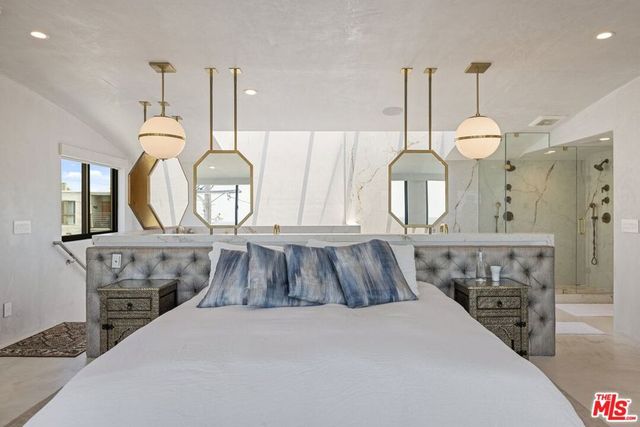 15 Reef Street, Marina Del Rey, CA 90292