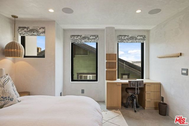 15 Reef Street, Marina Del Rey, CA 90292