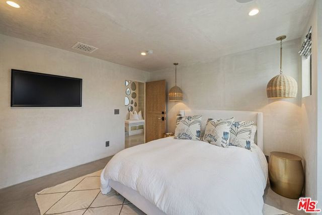 15 Reef Street, Marina Del Rey, CA 90292