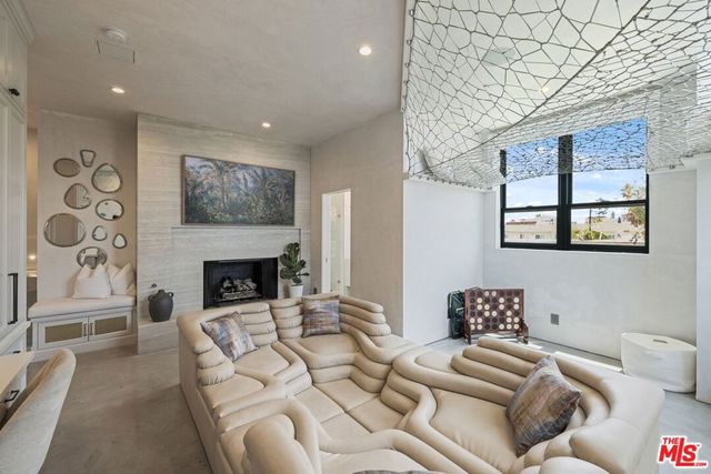 15 Reef Street, Marina Del Rey, CA 90292