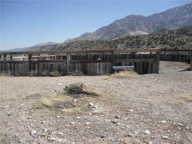 33164 Rose Amber Road, Lucerne Valley, CA 92356