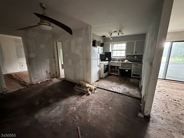3011 Cromwell Ct, Hillsborough Twp., NJ 08844
