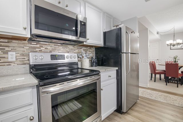 300 Woodhaven Dr Apt 1204, Hilton Head Island, SC 29928