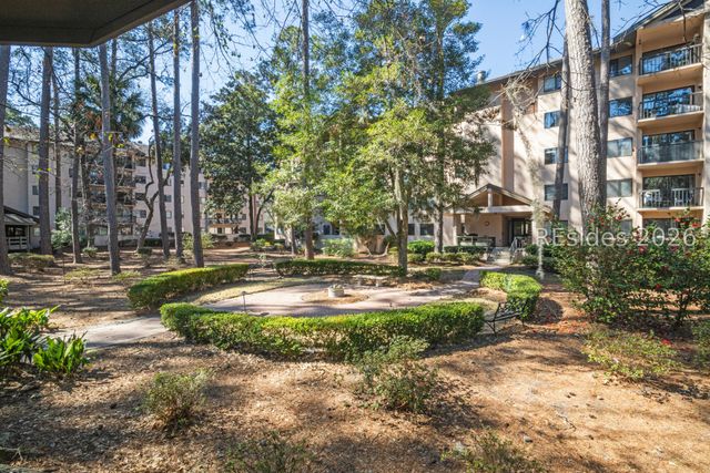 300 Woodhaven Dr Apt 1204, Hilton Head Island, SC 29928