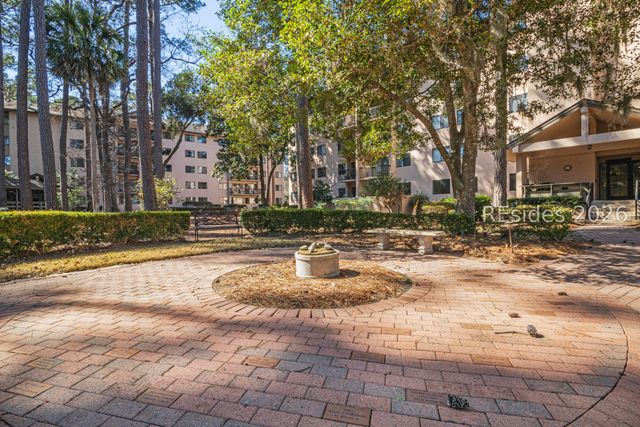 300 Woodhaven Dr Apt 1204, Hilton Head Island, SC 29928