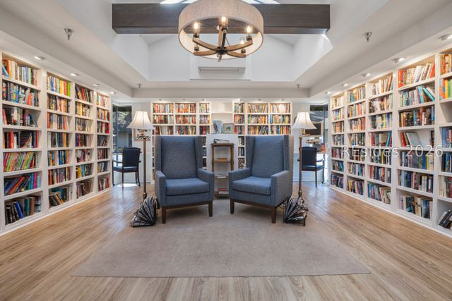 300 Woodhaven Dr Apt 1204, Hilton Head Island, SC 29928