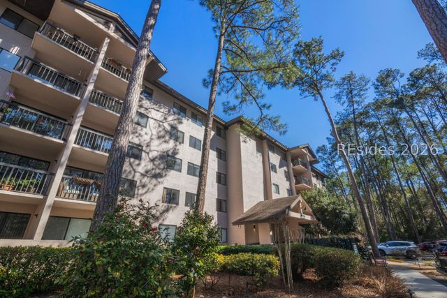 300 Woodhaven Dr Apt 1204, Hilton Head Island, SC 29928