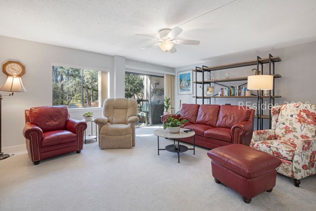 300 Woodhaven Dr Apt 1204, Hilton Head Island, SC 29928