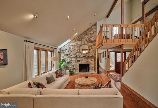 260 CAFFERTY RD, Pipersville, PA 18947