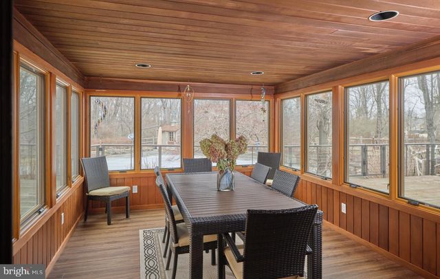 260 CAFFERTY RD, Pipersville, PA 18947