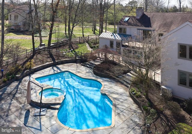 260 CAFFERTY RD, Pipersville, PA 18947