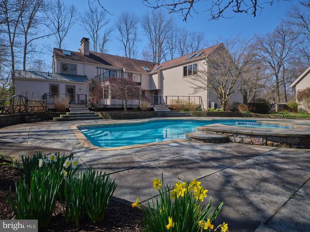 260 CAFFERTY RD, Pipersville, PA 18947
