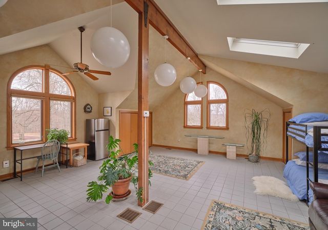 260 CAFFERTY RD, Pipersville, PA 18947