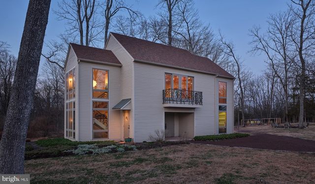 260 CAFFERTY RD, Pipersville, PA 18947
