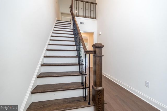 909 HOLDEN, Warminster, PA 18974