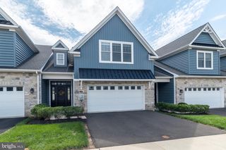 909 HOLDEN, Warminster, PA 18974