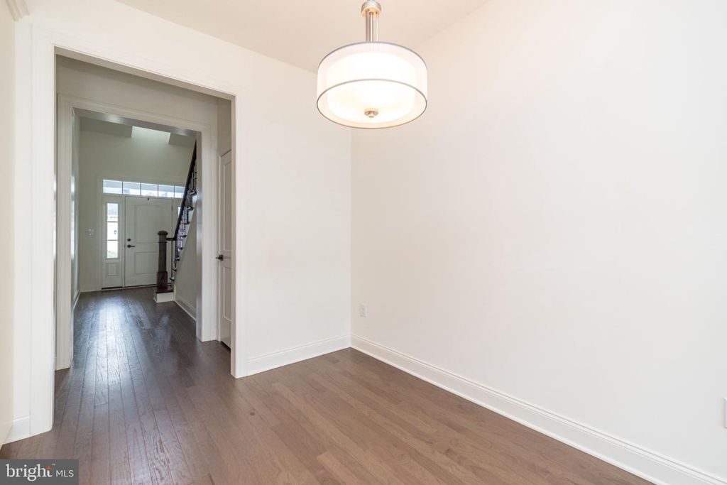 909 HOLDEN, WARMINSTER, PA 18974 — photo 5