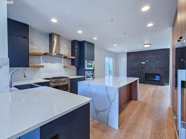 13039 Sw FORAN HILLS Ct, Portland, OR 97210