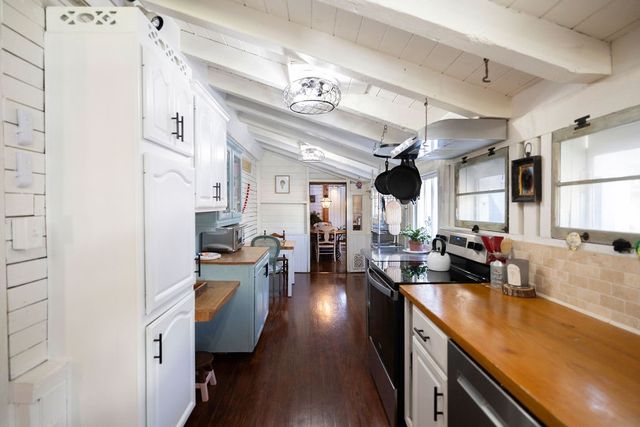 309 Mahan Street, St Marys, GA 31558