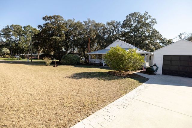 309 Mahan Street, St Marys, GA 31558