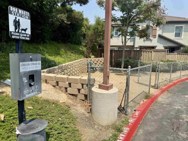 425 S Meadowbrook Dr 124, San Diego, CA 92114