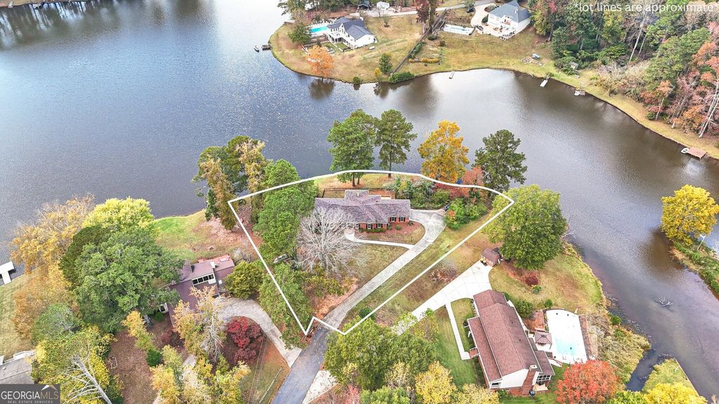 30 Hawthorne Drive, Newnan, GA 30263 — exterior