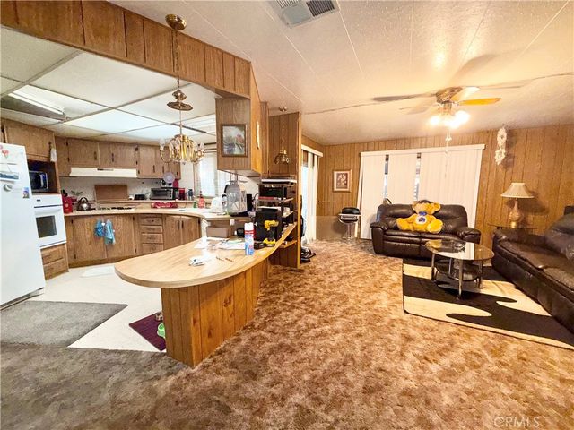 816 San Marcos Drive, Hemet, CA 92543